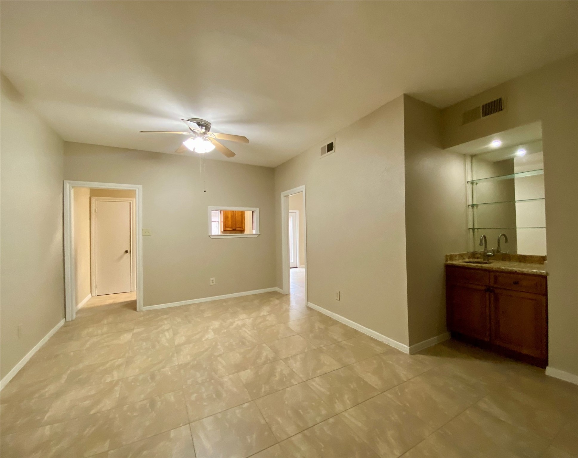 752 Augusta Drive Houston, TX 77057 - Photo 11 of 39