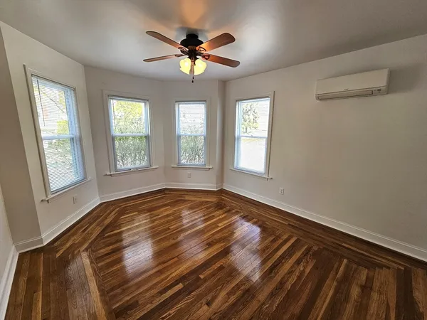 $3,200 | 47 Lincoln Street, Unit 1, Stoneham, MA 02180