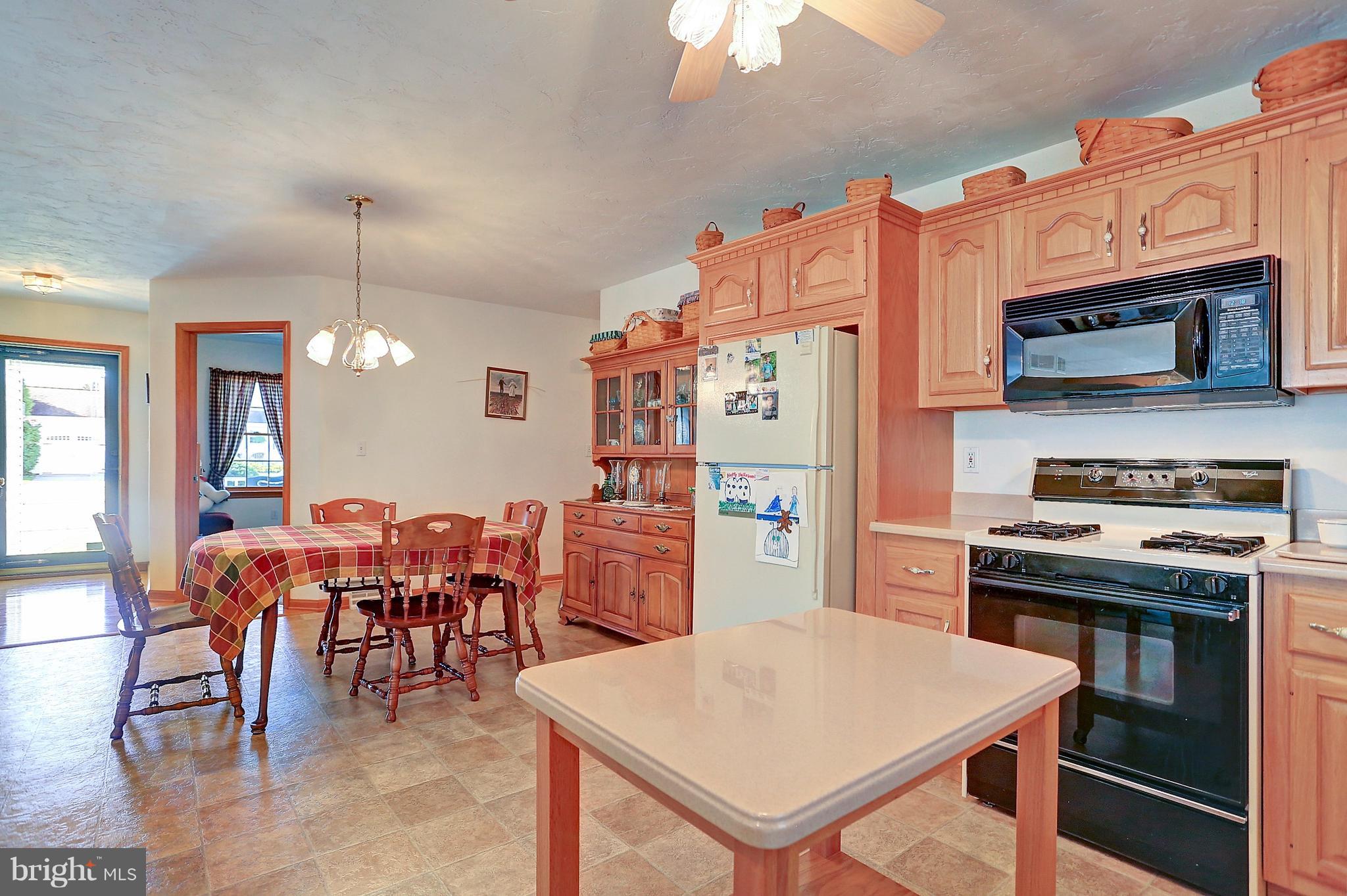 75 Apache Pass Hanover, PA 17331 - Photo 14 of 32 Gallery Image 14