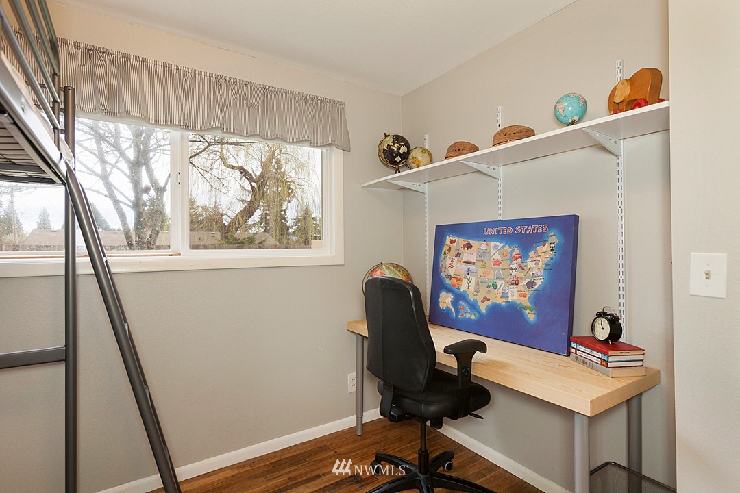 11902 Southeast 170th Place Renton, WA 98058 - Photo 17 of 24 Gallery Image 17