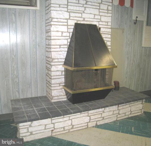 315 Hampton Road Linthicum Heights, MD 21090 - Photo 18 of 22 a view of entryway