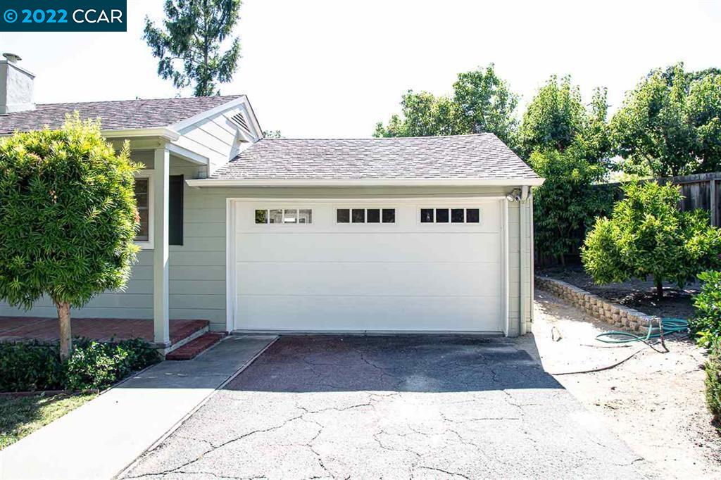 1027 Walnut Drive Lafayette, CA 94549 - Photo 3 of 18