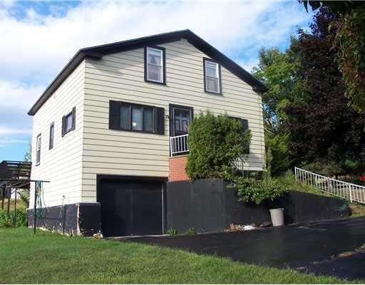 142 Ripley Road Dexter, ME 04930 - Photo 1 of 13 Exterior Front.