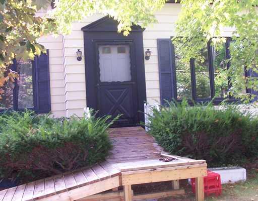 142 Ripley Road Dexter, ME 04930 - Photo 5 of 13 Exterior Front.