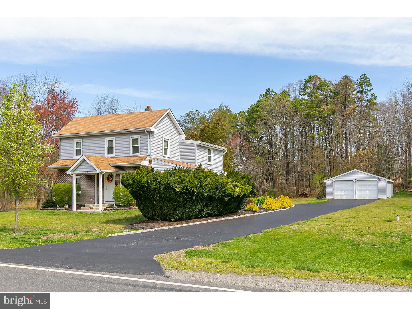 322 Tuckerton Road Vincentown, NJ 08088 - Photo 2 of 22
