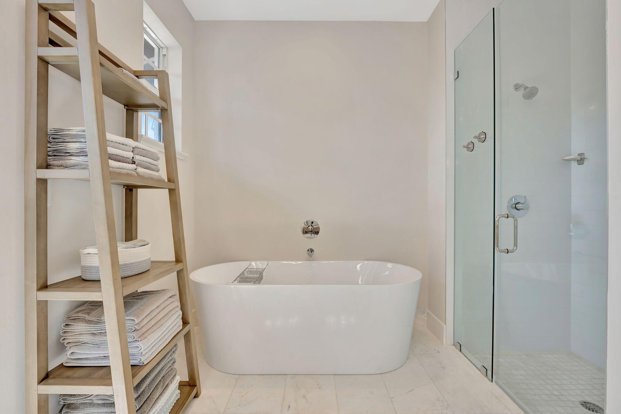 1000 Phillips Road Delray Beach, FL 33483 - Photo 32 of 74 SOOTHING SOAKING TUB & STEP IN SHOWER