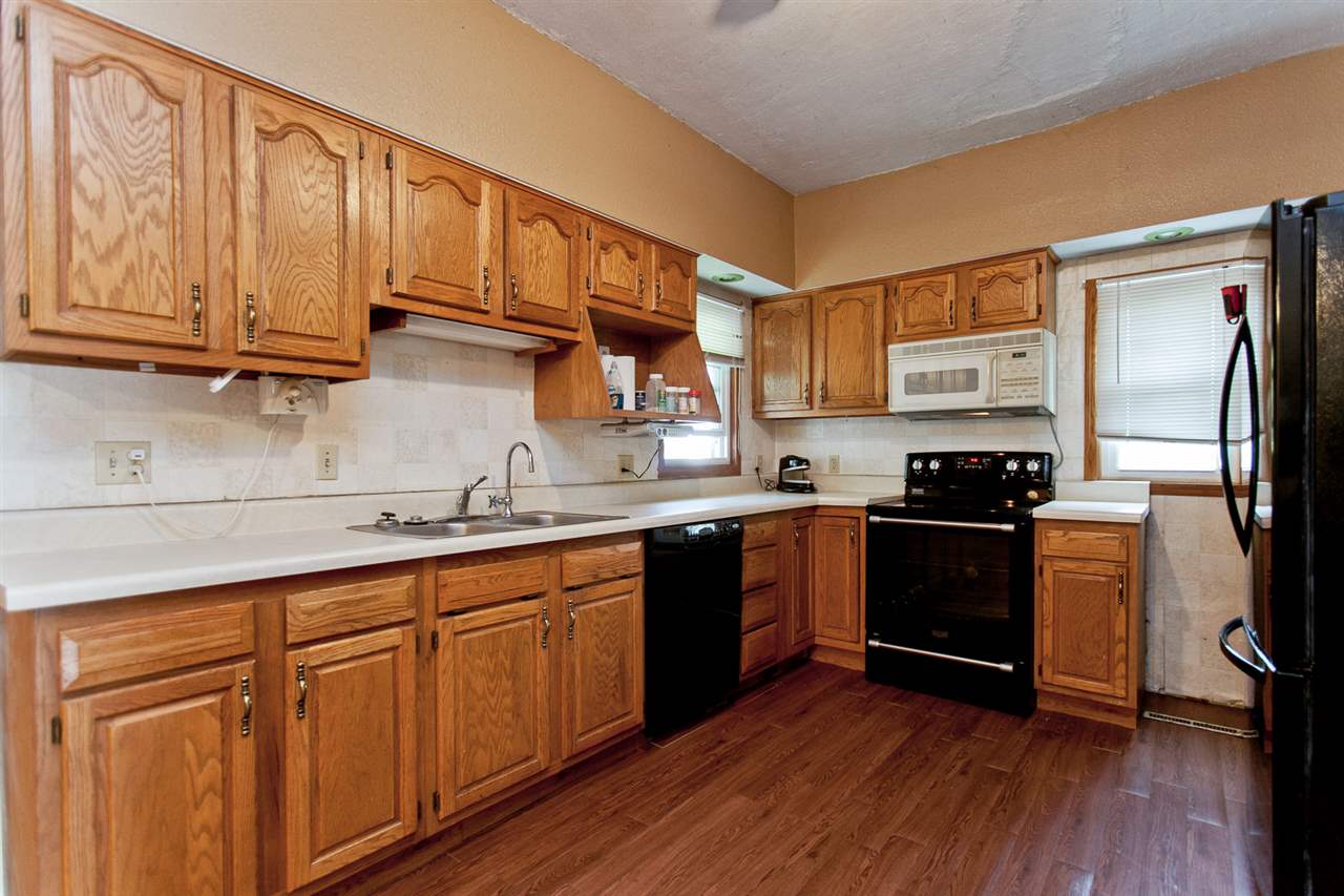 308 Grand Avenue Southwest Shellsburg, IA 52332 - Photo 10 of 31 Gallery Image 10