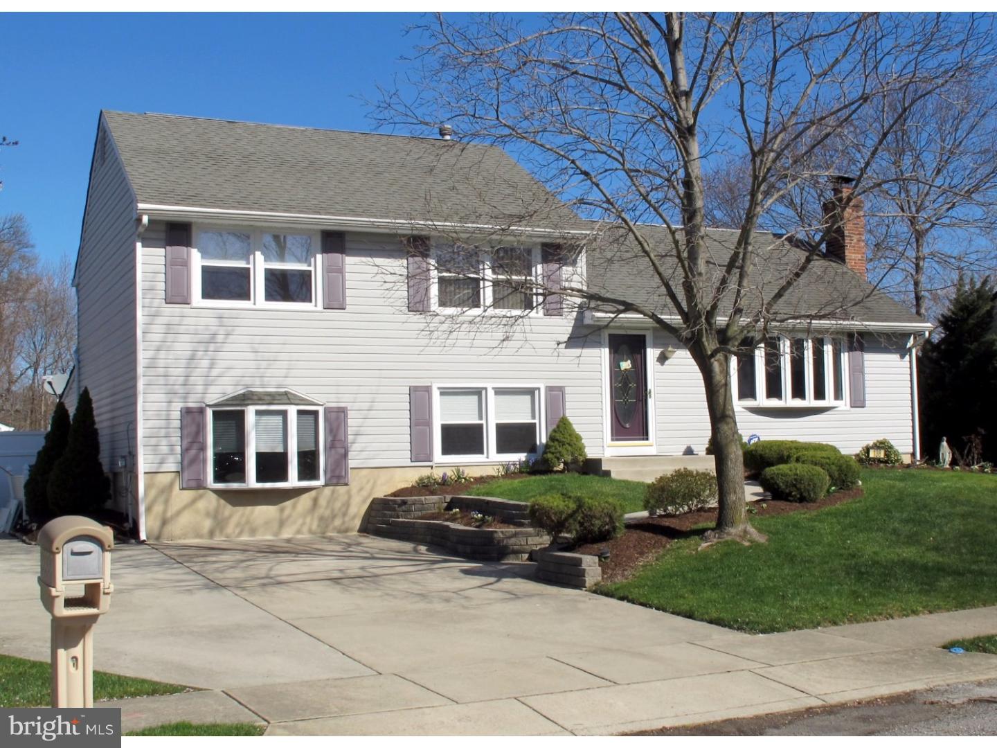 138 Red Stone Ridge Delran, NJ 08075 - Photo 2 of 25 Exterior Front