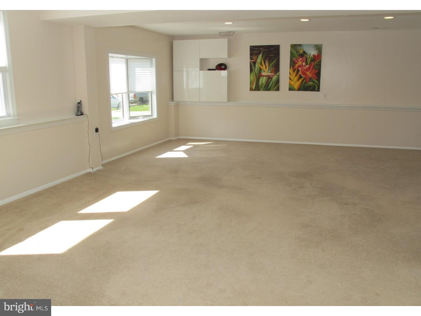 138 Red Stone Ridge Delran, NJ 08075 - Photo 14 of 25 Family Room