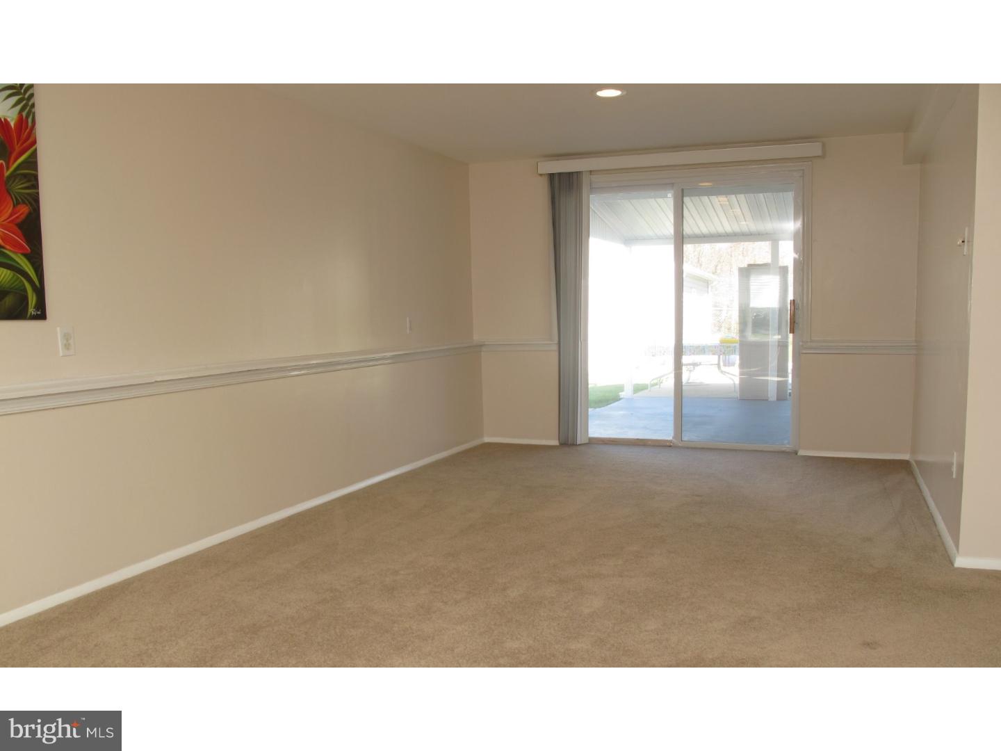 138 Red Stone Ridge Delran, NJ 08075 - Photo 17 of 25 Family Room