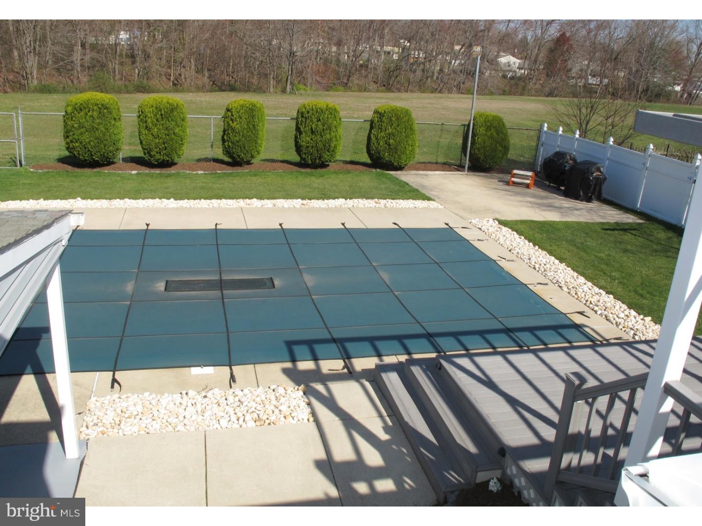 138 Red Stone Ridge Delran, NJ 08075 - Photo 4 of 25 View in Back