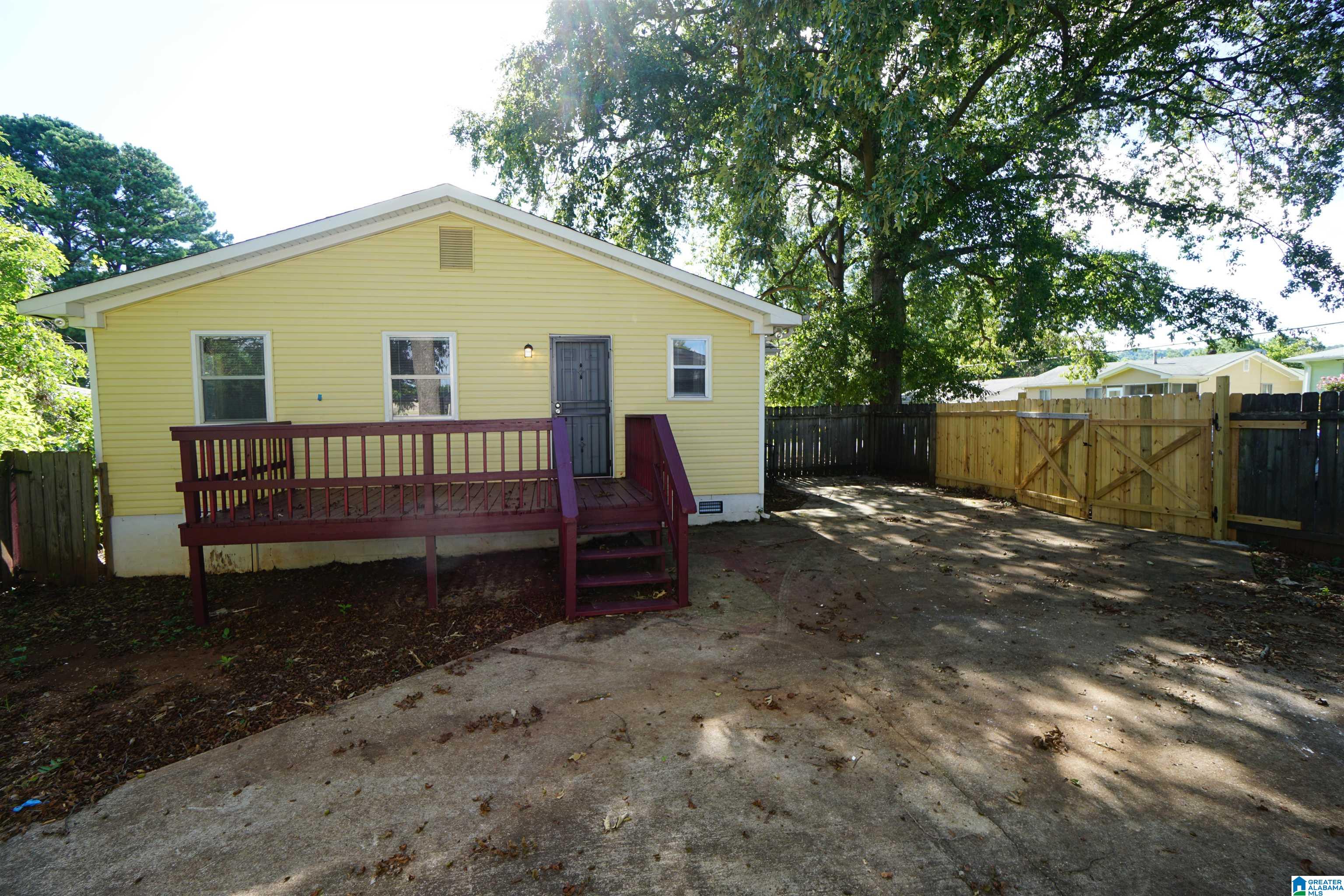 1688 18th Way Southwest Birmingham, AL 35211 - Photo 35 of 37
