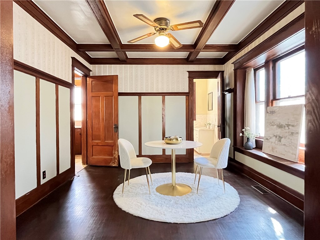 481 Lexington Avenue Rochester, NY 14613 - Photo 11 of 38