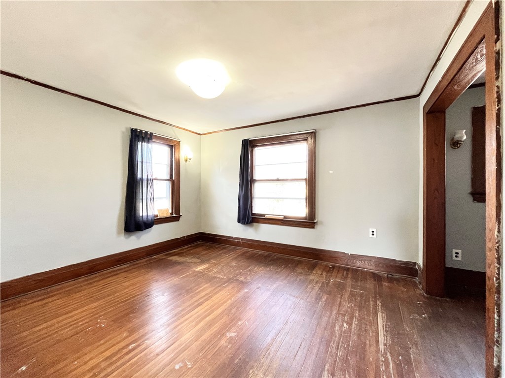 481 Lexington Avenue Rochester, NY 14613 - Photo 23 of 38