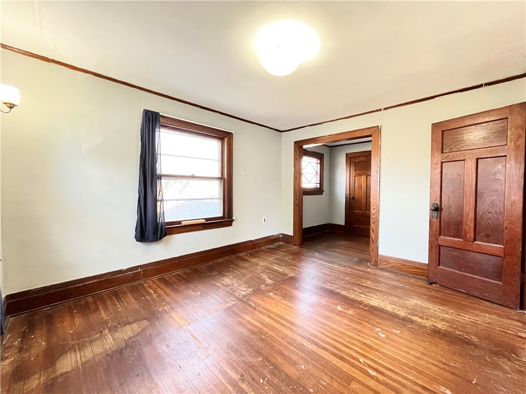 481 Lexington Avenue Rochester, NY 14613 - Photo 24 of 38