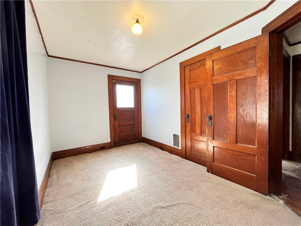 481 Lexington Avenue Rochester, NY 14613 - Photo 28 of 38