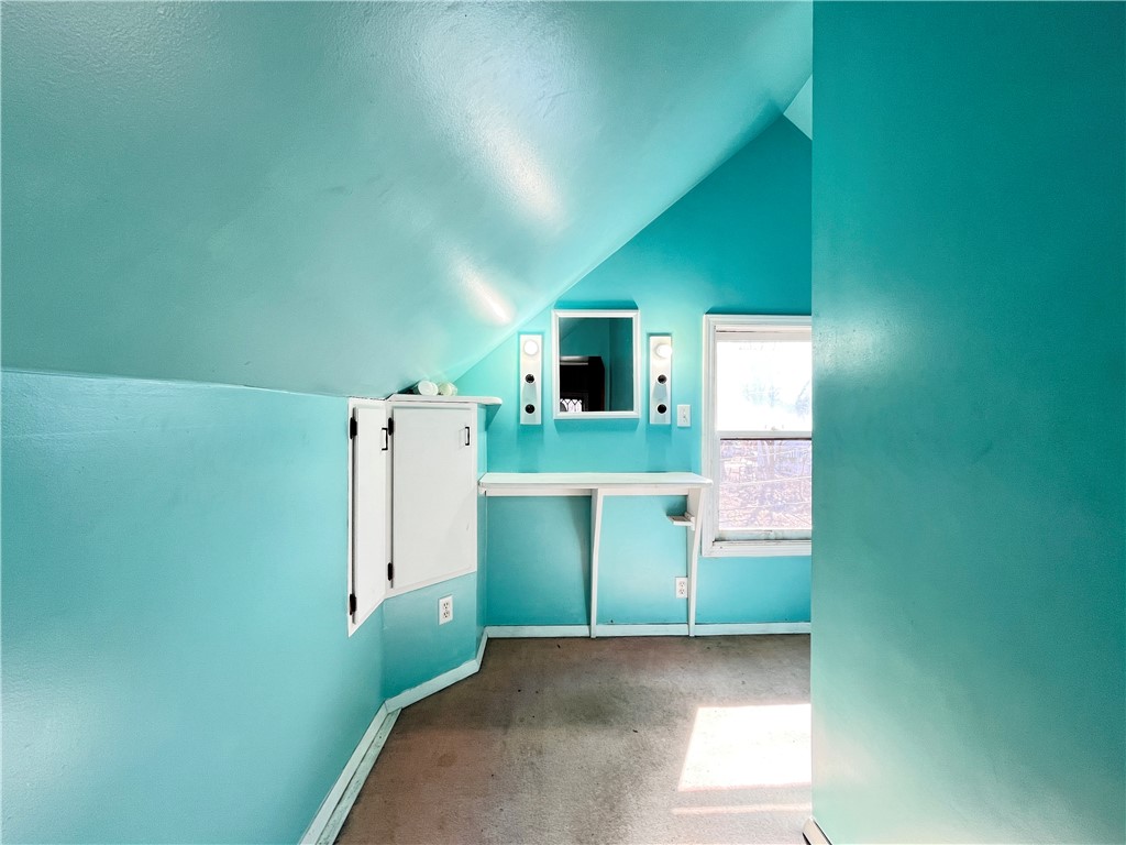 481 Lexington Avenue Rochester, NY 14613 - Photo 30 of 38