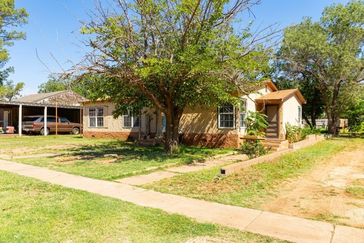 502 North 10th Street Lamesa, TX 79331 - Photo 2 of 18