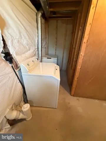 $385,000 | 9404 Horn Avenue, Baltimore, MD 21236