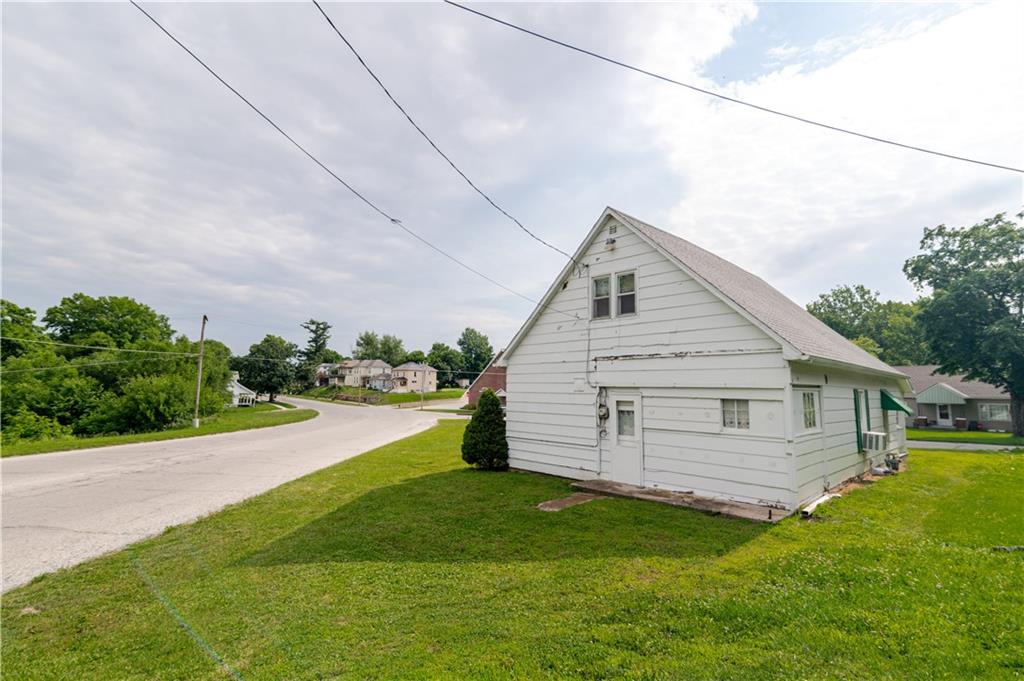 1017 South 5th Street Atchison, KS 66002 - Photo 11 of 58