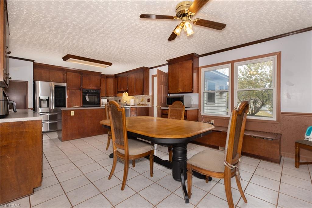 10 Maple Court Newton, NC 28658 - Photo 12 of 29