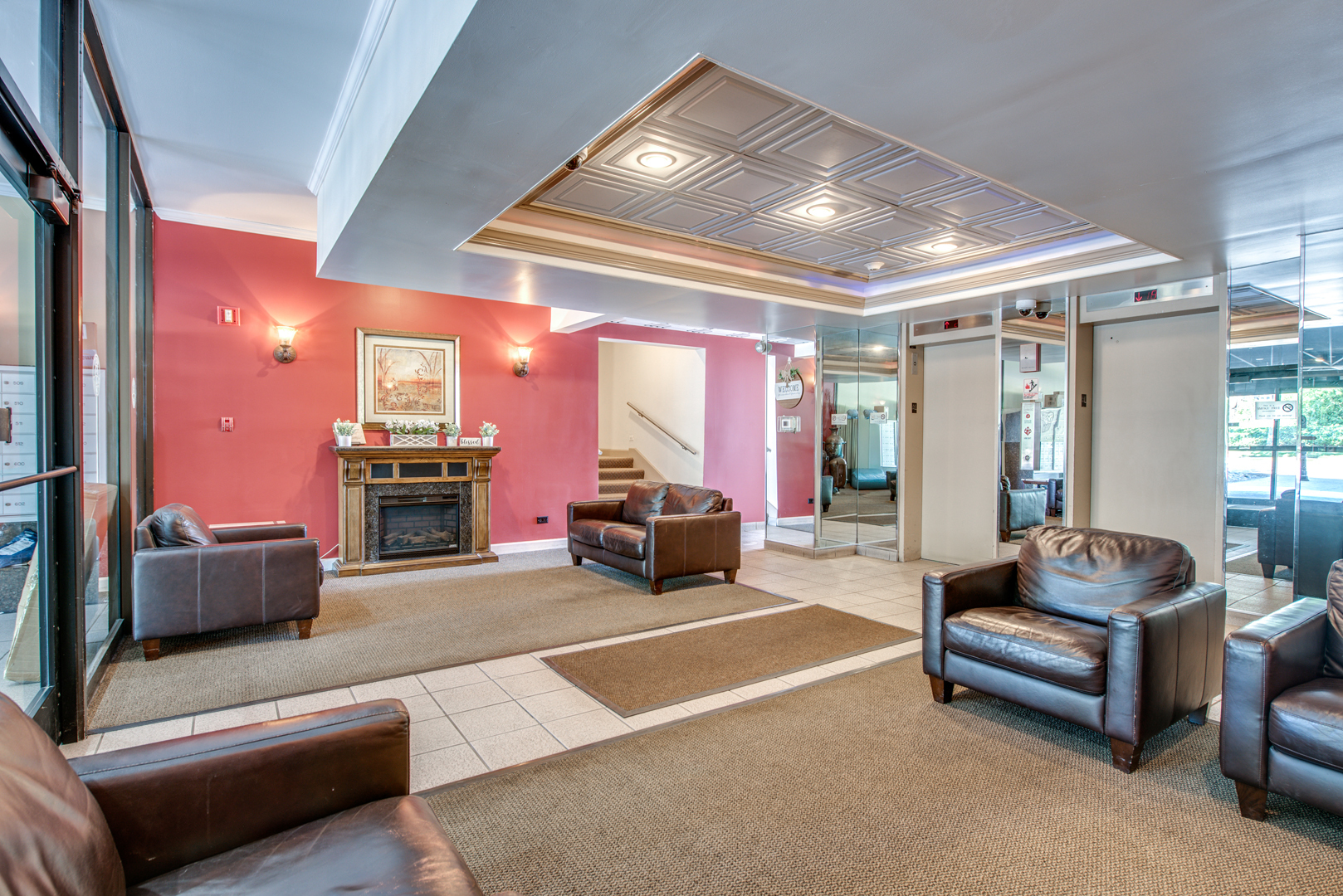 2015 South Finley Road, Unit 612 Lombard, IL 60148 - Photo 4 of 26