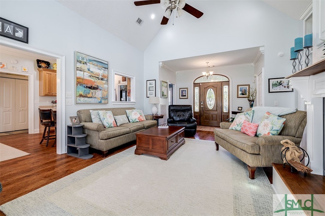 403 Chestnut Street Springfield, GA 31329 - Photo 7 of 34 Family Room