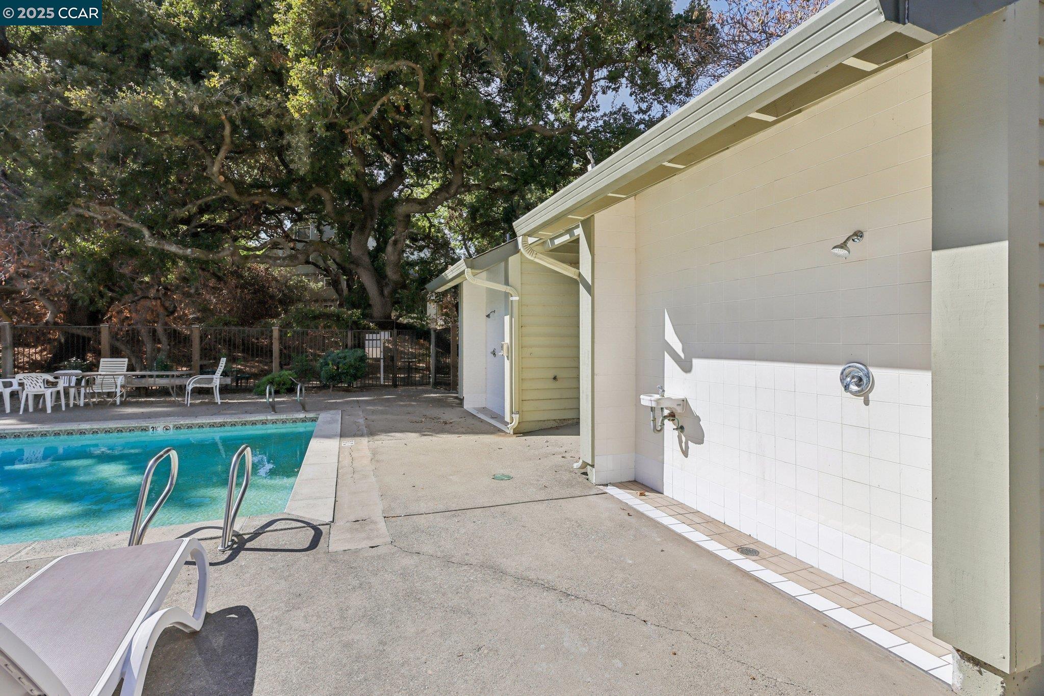 600 Suntree Lane, Unit 608 Pleasant Hill, CA 94523 - Photo 43 of 47 a view of backyard with outdoor space