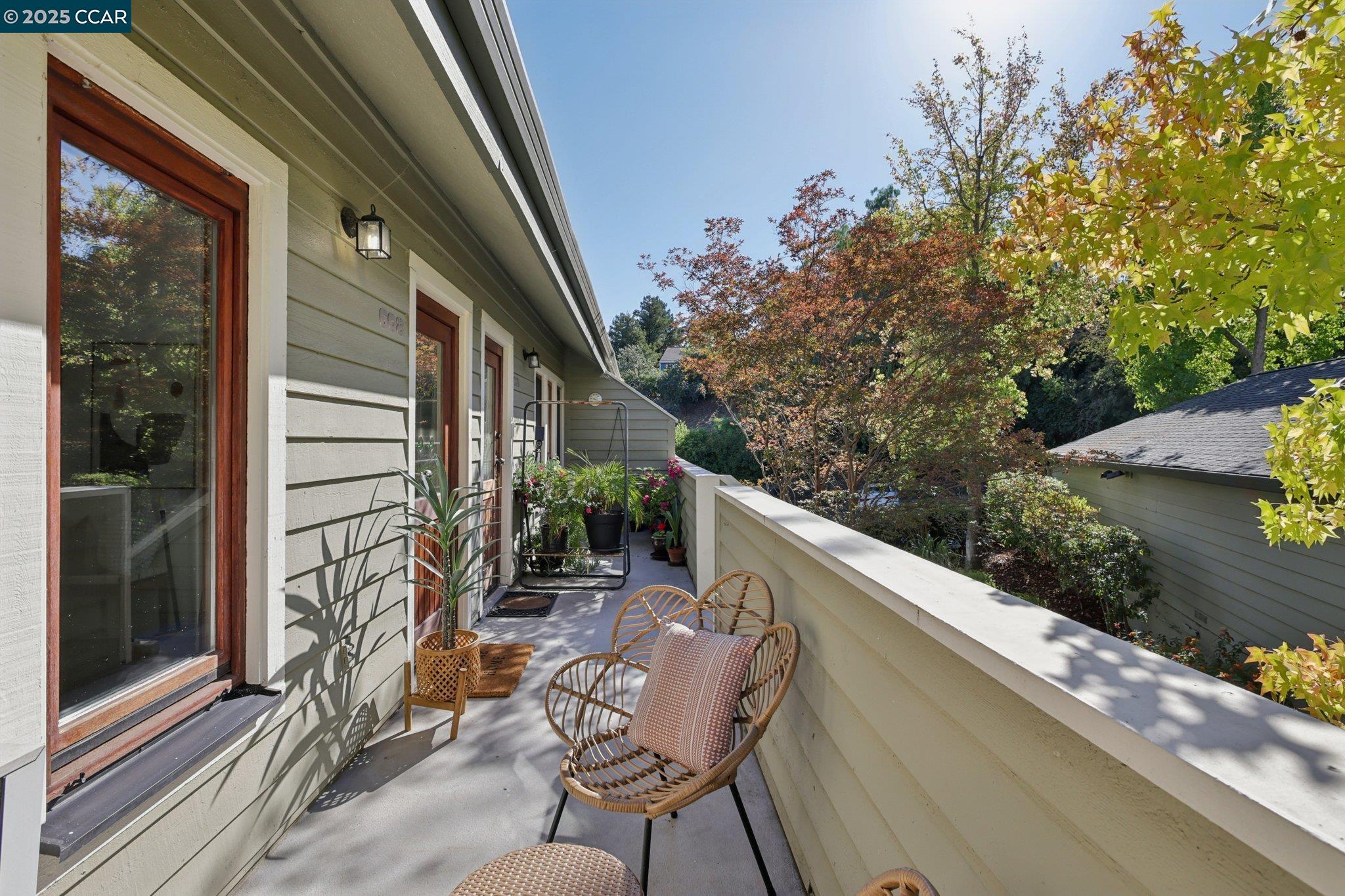 600 Suntree Lane, Unit 608 Pleasant Hill, CA 94523 - Photo 47 of 47 a view of balcony with furniture