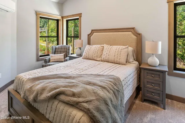 $2,590,000 | 28 Olaf Court, Sandpoint, ID 83864