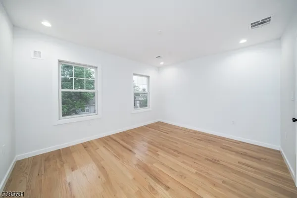 $5,750 | 107 North Fullerton Avenue, Montclair, NJ 07042