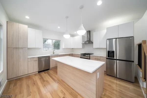 $5,750 | 107 North Fullerton Avenue, Montclair, NJ 07042