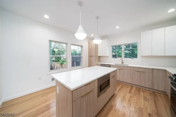 $5,750 | 107 North Fullerton Avenue, Montclair, NJ 07042