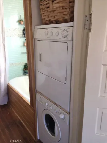 $520,000 | 2124 E Street, Bakersfield, CA 93301