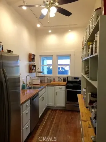 $520,000 | 2124 E Street, Bakersfield, CA 93301