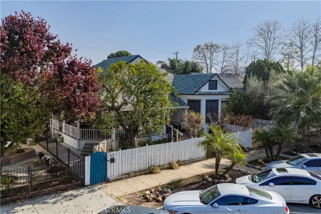 $520,000 | 2124 E Street, Bakersfield, CA 93301