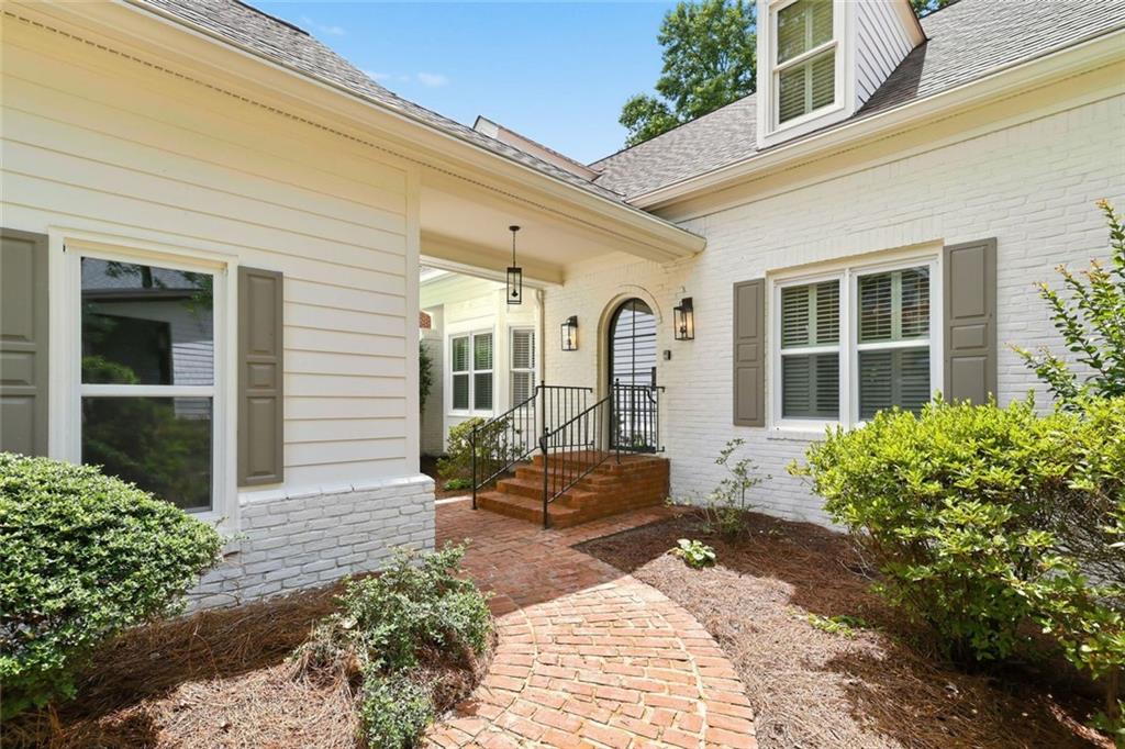 5348 Greenland Road Northeast Sandy Springs, GA 30342 - Photo 5 of 74