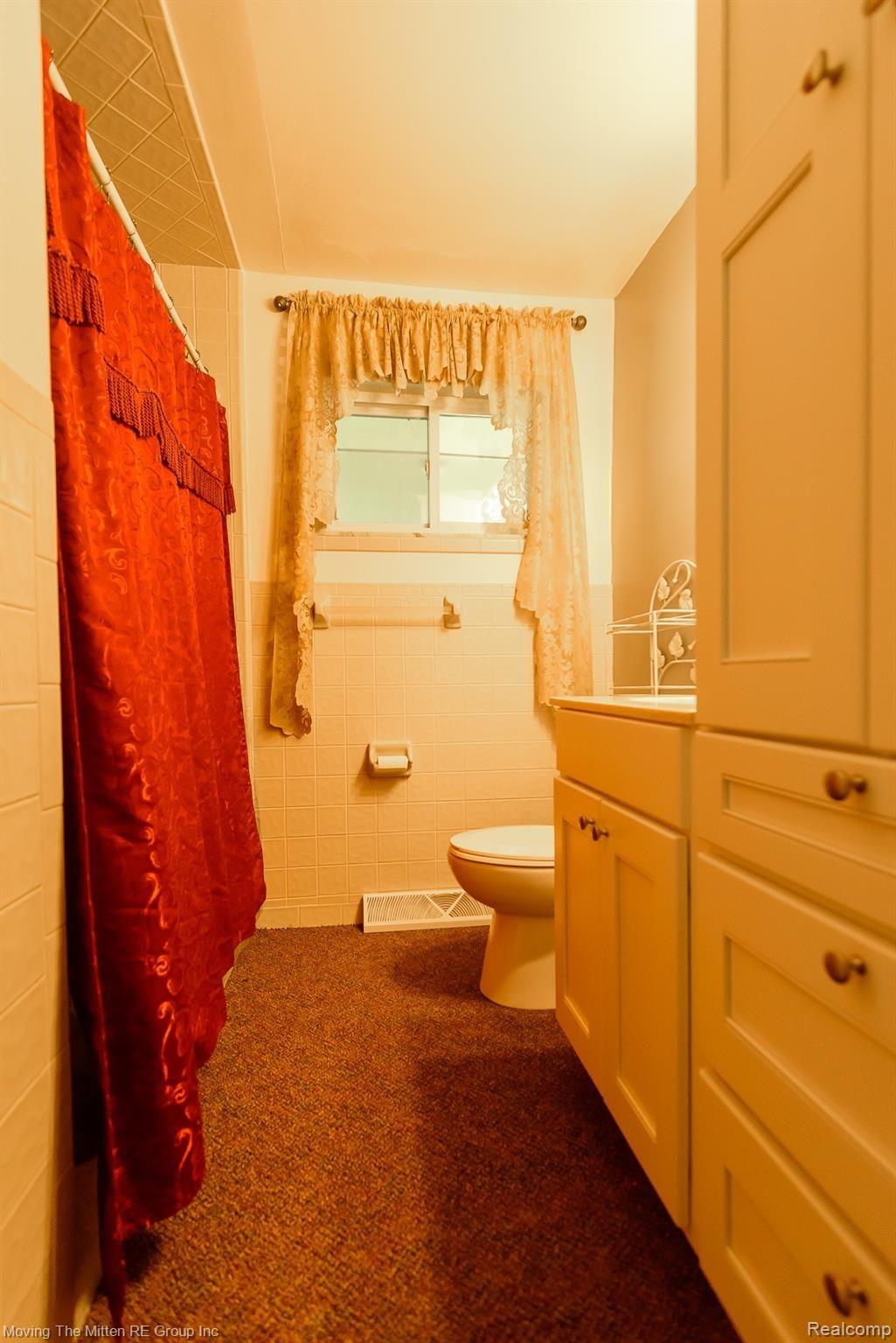 41834 Savage Road Belleville, MI 48111 - Photo 37 of 60 35.jpg