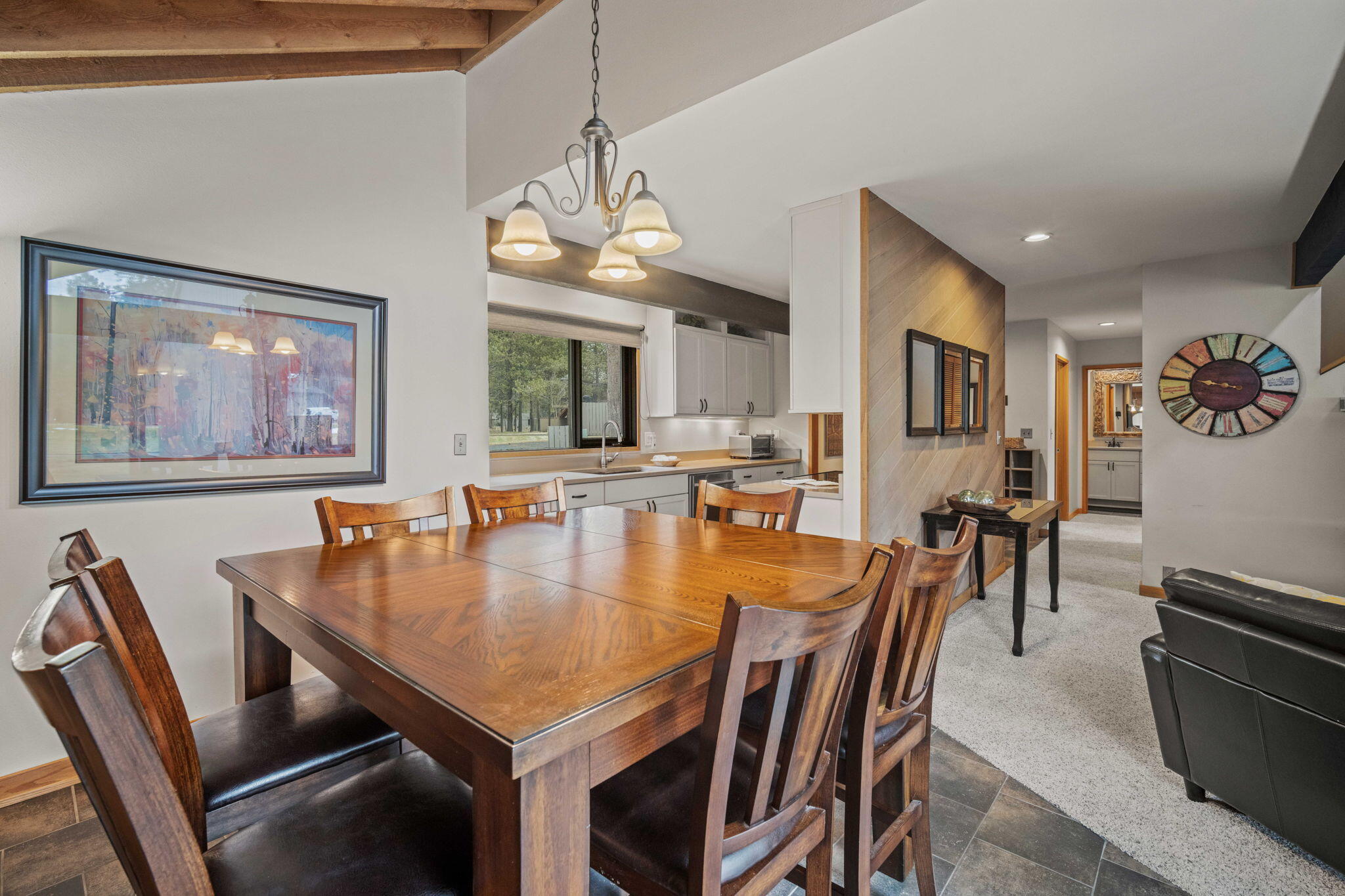 57231 Island Road, Unit 31 Sunriver, OR 97707 - Photo 11 of 32 11-web-or-mls-31 Meadow House-11 - Copy