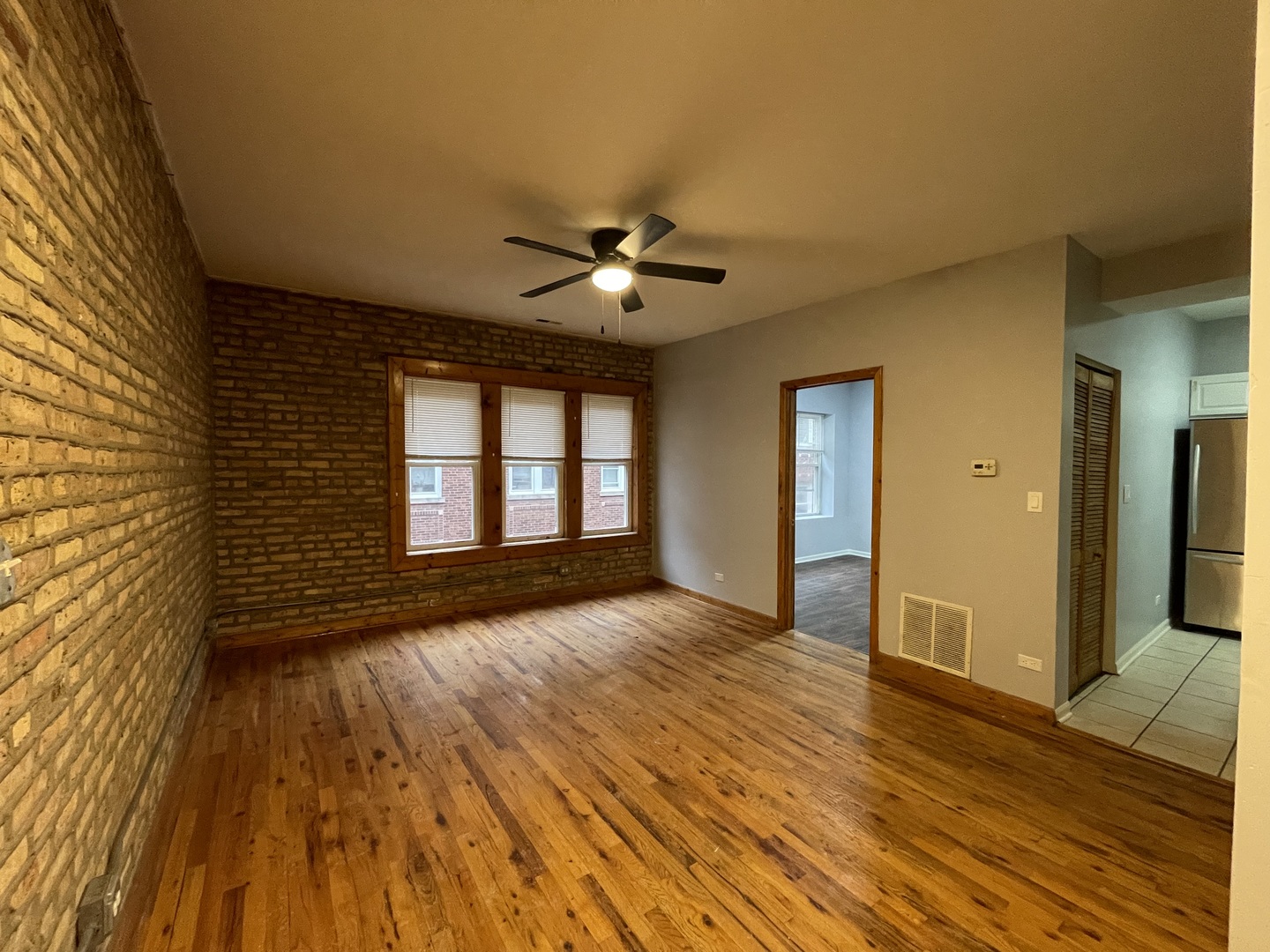 1152 North Harding Avenue, Unit 2 Chicago, IL 60651 - Photo 2 of 10