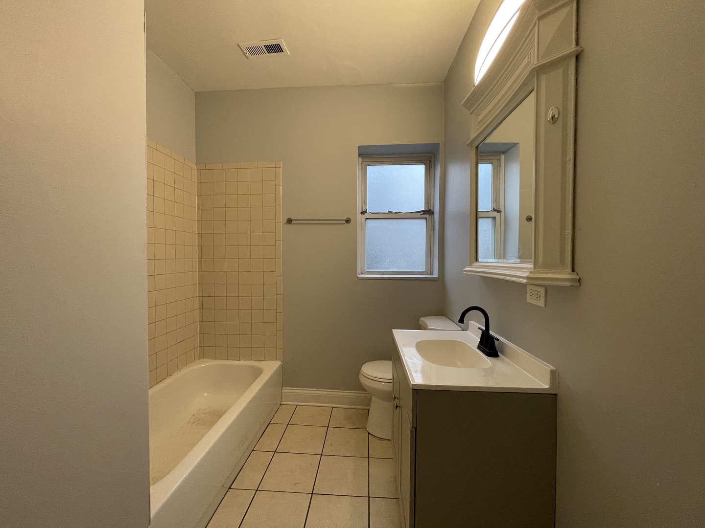 1152 North Harding Avenue, Unit 2 Chicago, IL 60651 - Photo 10 of 10