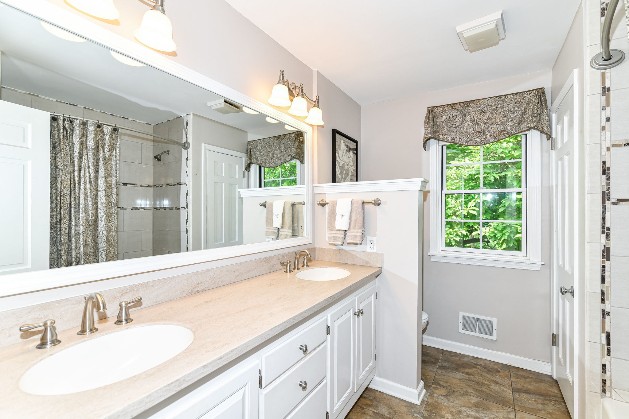 5851 Ravine Road Indianapolis, IN 46220 - Photo 36 of 48 Gallery Image 36