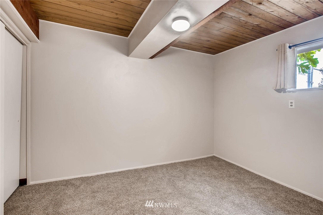 205 Northwest 6th Street Renton, WA 98057 - Photo 18 of 25