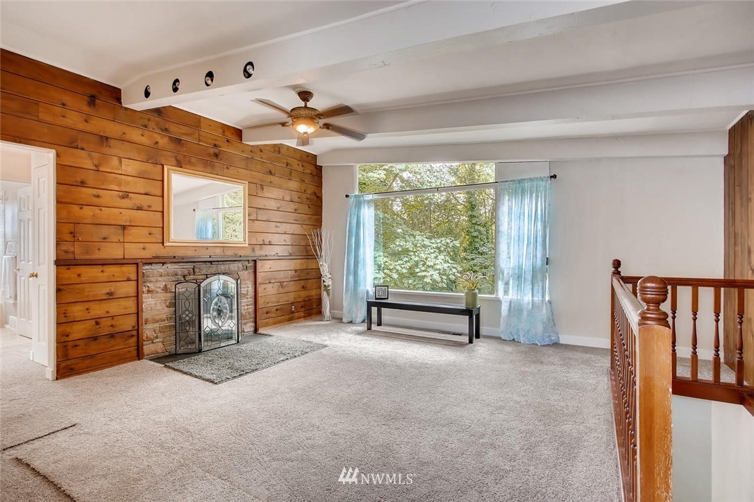 205 Northwest 6th Street Renton, WA 98057 - Photo 5 of 25