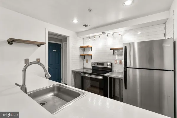 $233,000 | 1000 Fell Street, Unit 235, Baltimore, MD 21231