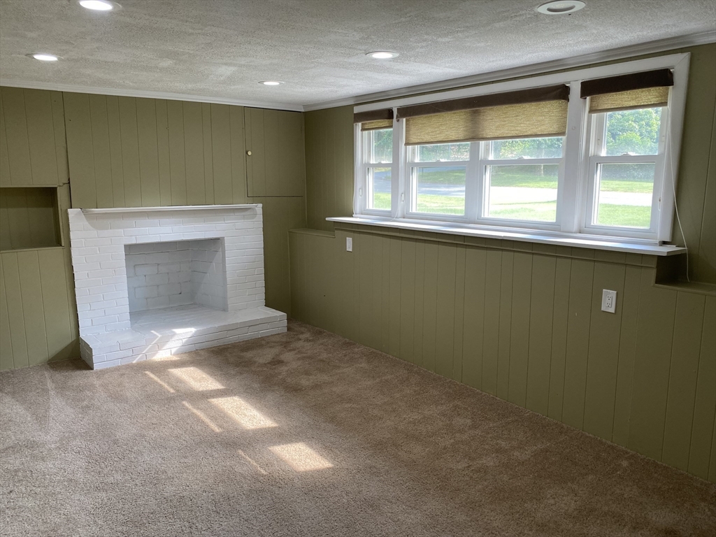 138 Forest Street Needham, MA 02492 - Photo 13 of 18