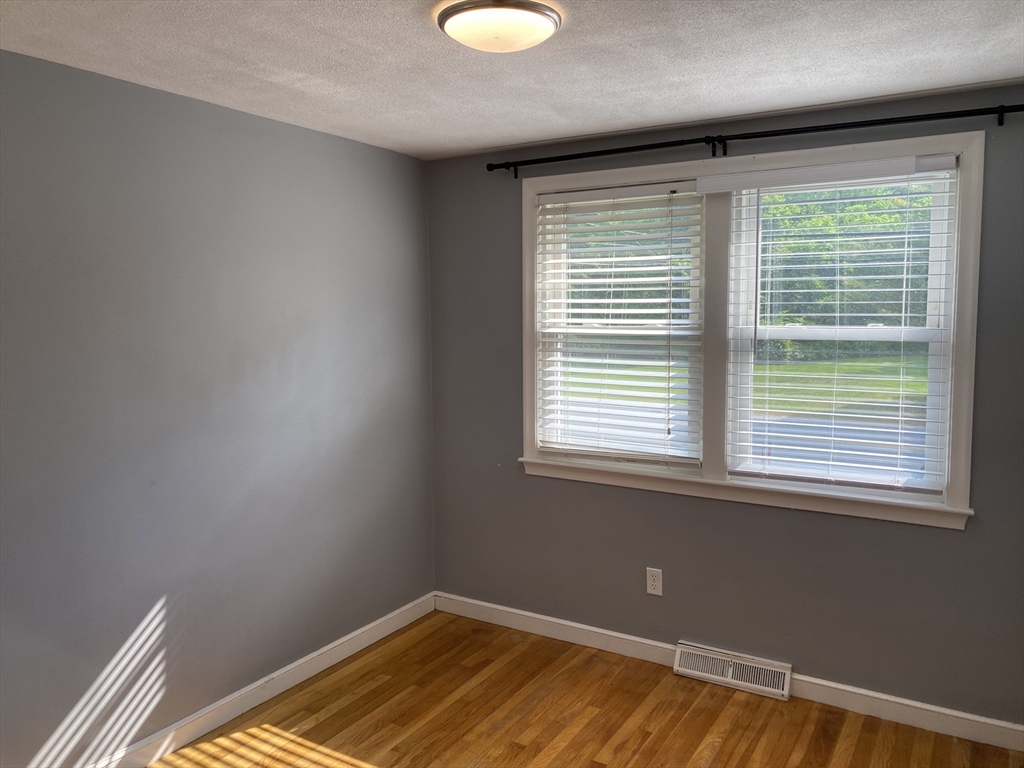 138 Forest Street Needham, MA 02492 - Photo 10 of 18