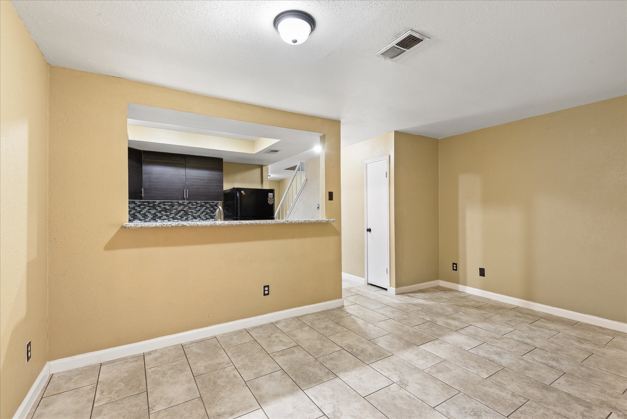 1425 Springrock Lane Houston, TX 77055 - Photo 11 of 30 a view of an empty room