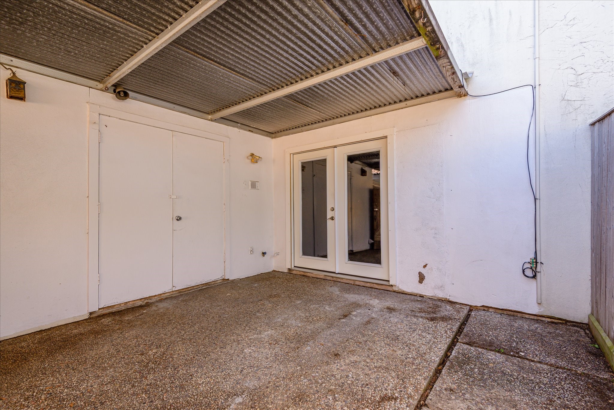 1425 Springrock Lane Houston, TX 77055 - Photo 23 of 30 a view of an empty room