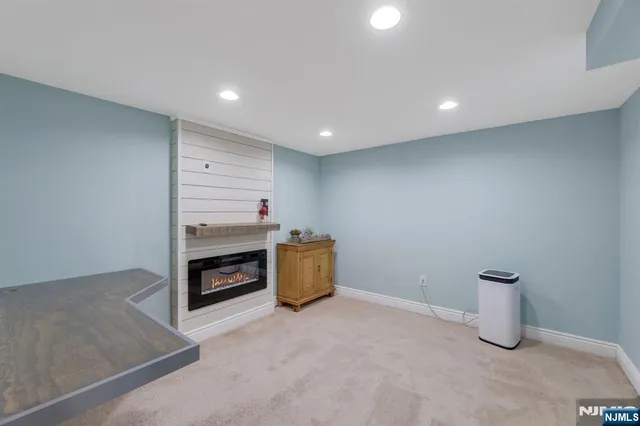 $4,200 | 20-14 Saddle River Road, Fair Lawn, NJ 07410